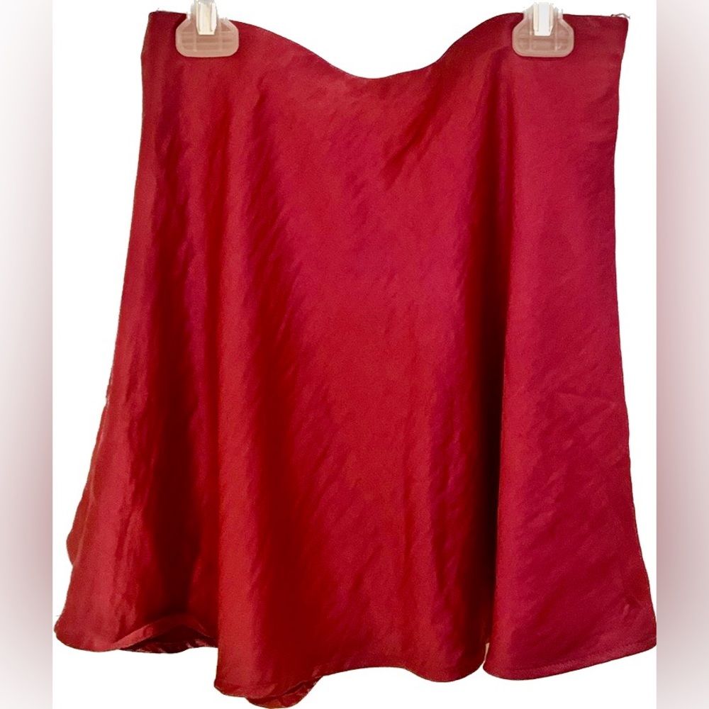Satin hot pink skort